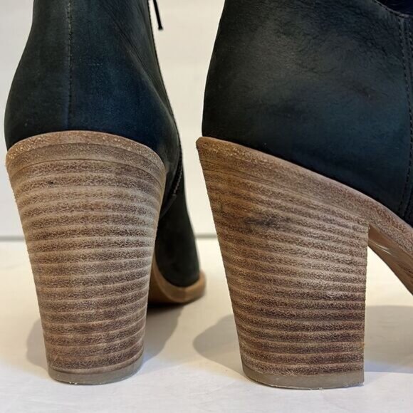 Vince Black Leather Heeled Ankle Booties Size 6.5‎ - Picture 5 of 12